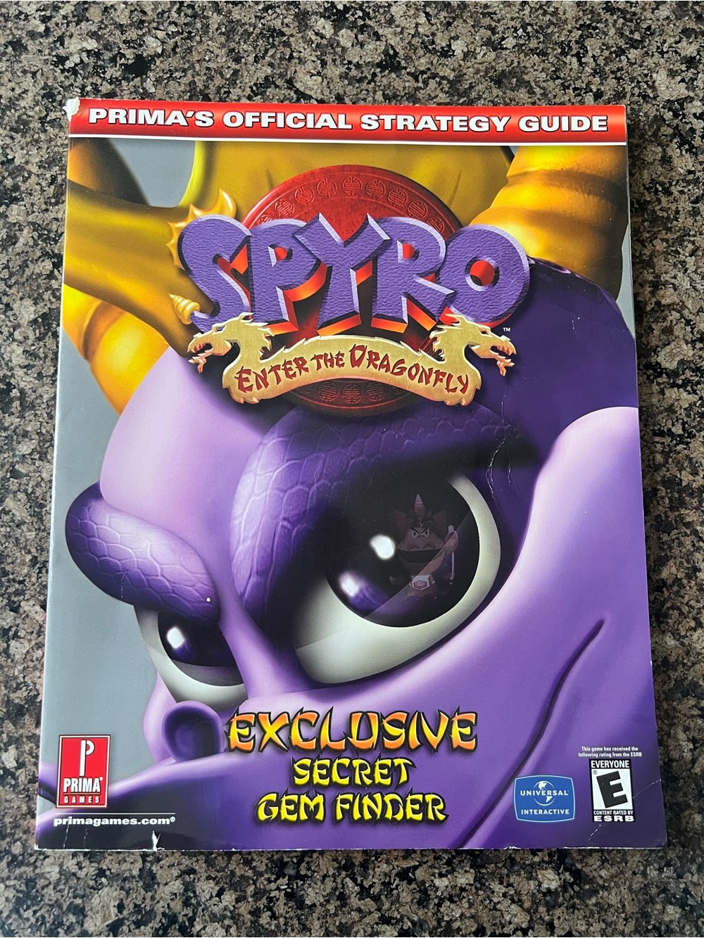 Prima's Spyro: Enter the Dragonfly Strategy Guide